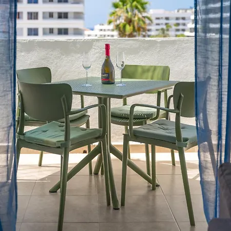 Апартаменты Playa Honda Charming In Americas Плая-де-лас-Америкас